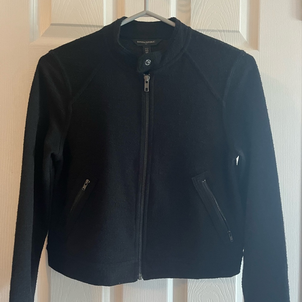 Banana Republic Short Jacket/sweater